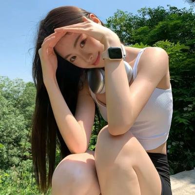怪物少女妮莫娜 海报
